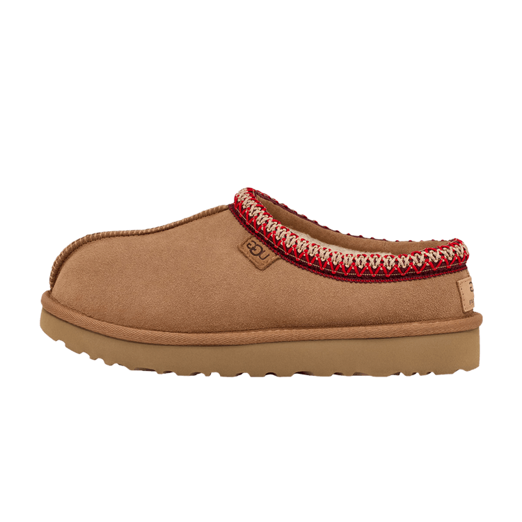 UGG Tasman Regenerate Slipper Chestnut, zijaanzicht van bruine pantoffel met rood-gouden gebreid randje en dik zoolprofiel