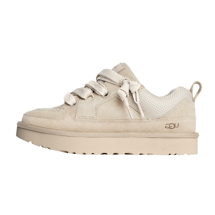 UGG Lowmel Lo Jasmine zijaanzicht, crème sneaker met vetersluiting en dikke zool, textuur details zichtbaar