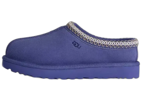 UGG Tasman II Slipper Betta, zijaanzicht van blauwe pantoffel met grijze gebreide kraag en rubberen zool