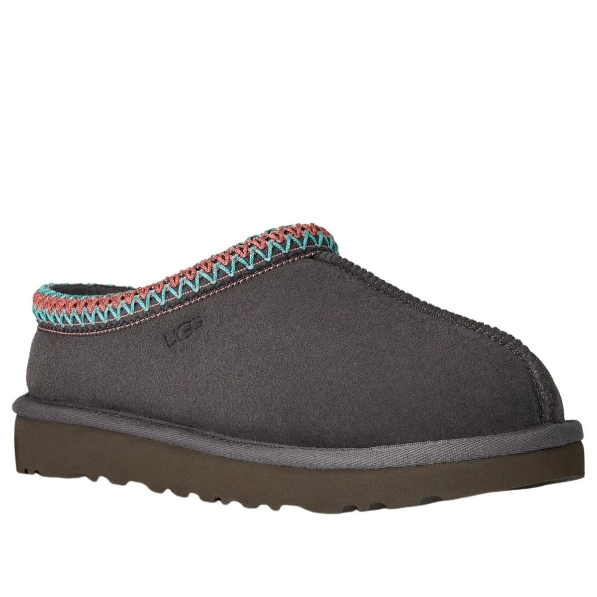 UGG Tasman II Slipper Dark Grey driekwart aanzicht met bont gevoerde opening en grafisch stikselpatroon