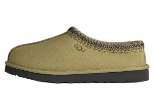UGG Tasman II Slipper Muted Brass, zijaanzicht met beige suède en zwarte zool