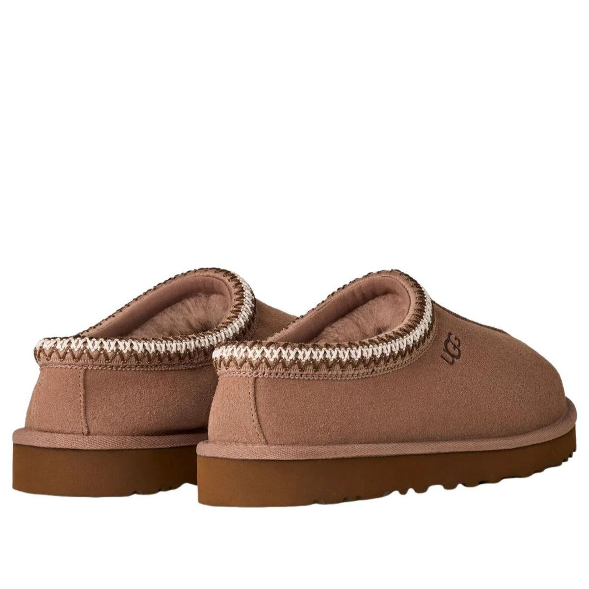 UGG Tasman II Slipper Rocky Oak achteraanzicht van beide schoenen samen