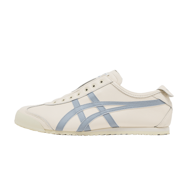 Onitsuka Tiger Mexico 66 Slip-On Cream Grey, zijaanzicht met crèmekleurig canvas en blauwe streepaccenten