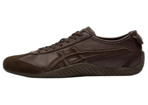Onitsuka Tiger Mexico 66 Driving Licorice Brown, zijaanzicht met bruinleren bovenwerk en geribbelde zool