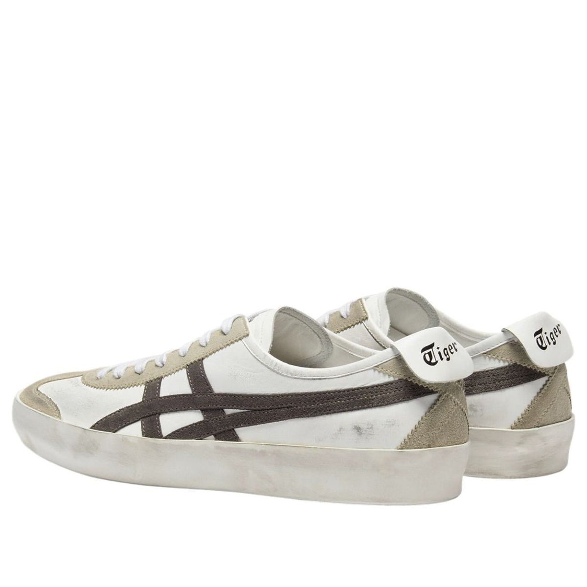 Onitsuka Tiger Mexico 66 Italian Made White Black, achteraanzicht met zichtbaar Tiger logo op de hielkap