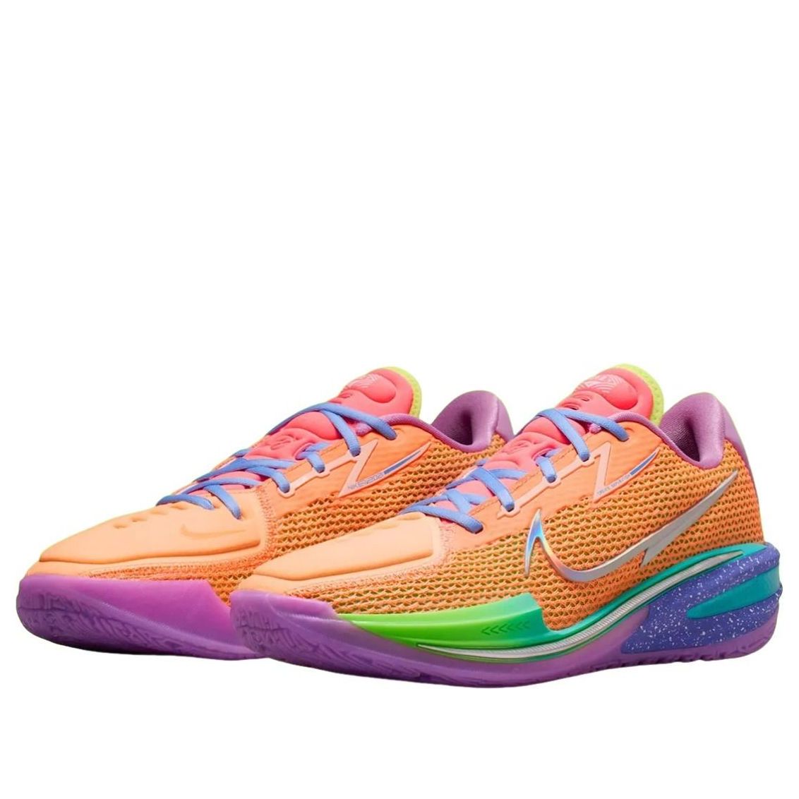 Nike Air Zoom GT Cut Dylan Harper Tri-State paar samen, oranje textuur met blauwe veters en kleurrijke midenzool