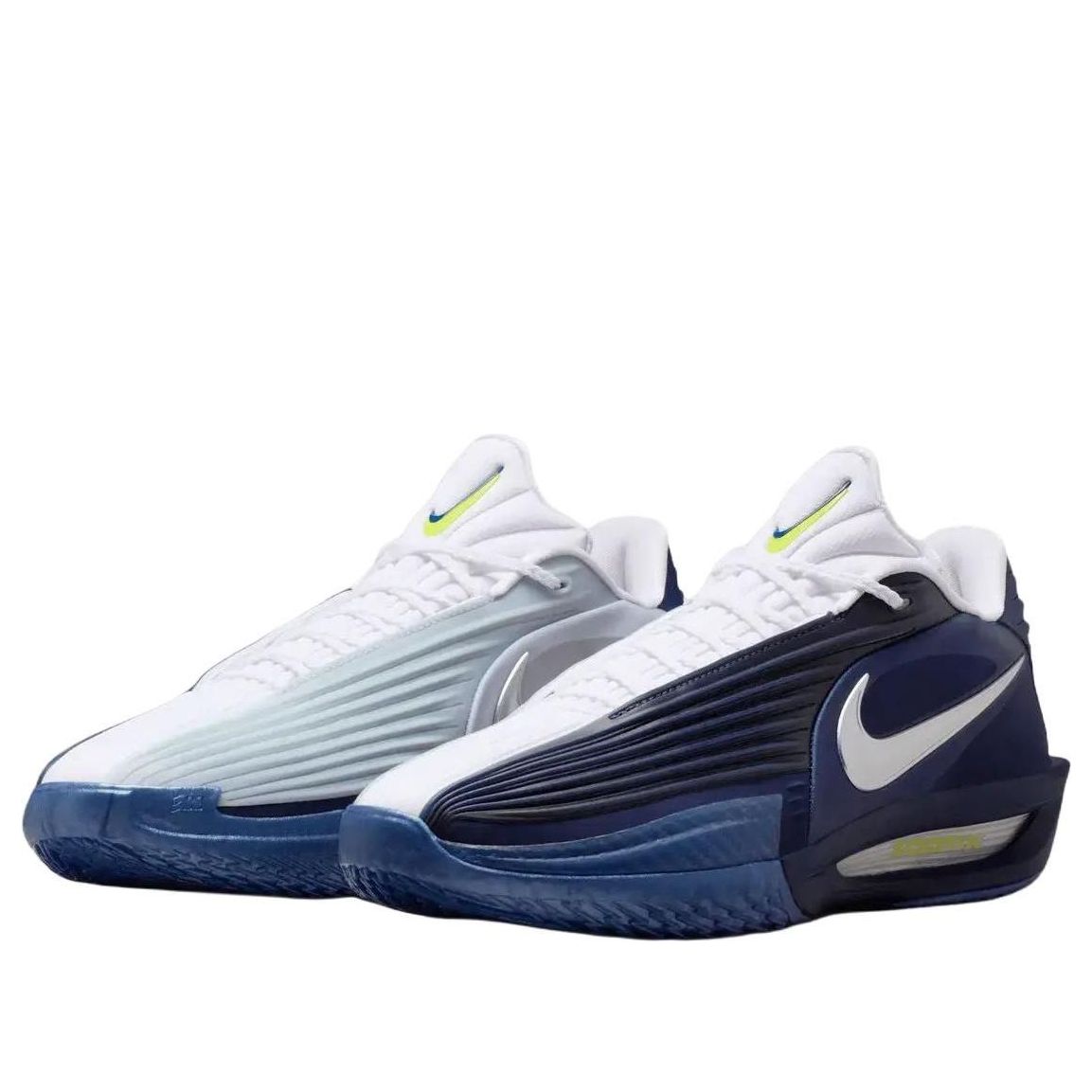 Nike Air Zoom GT Cut 3 Turbo Dallas Mavericks, paar samen van bovenkant met wit en donkerblauw colorway en geel Swoosh-logo