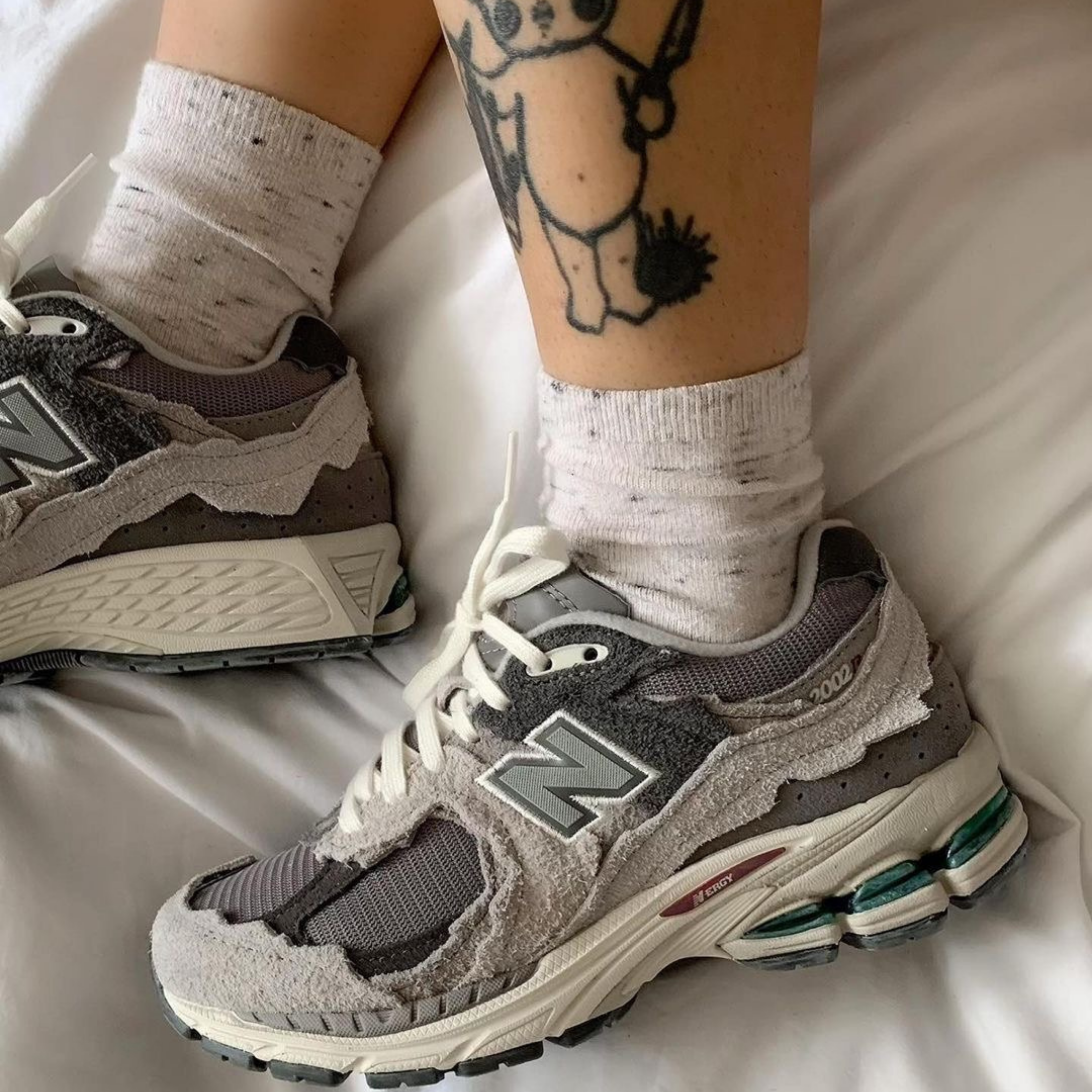 NEW BALANCE 2002R PROTECTION PACK RAIN CLOUD