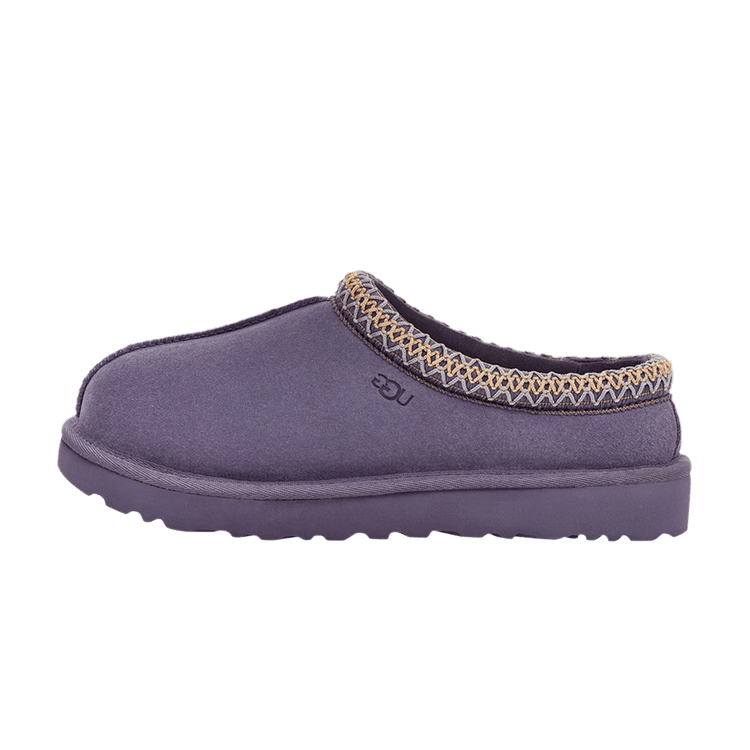 UGG Tasman Slipper Lilac Mauve, zijaanzicht met paars suède en gebreide kraag in goud-beige