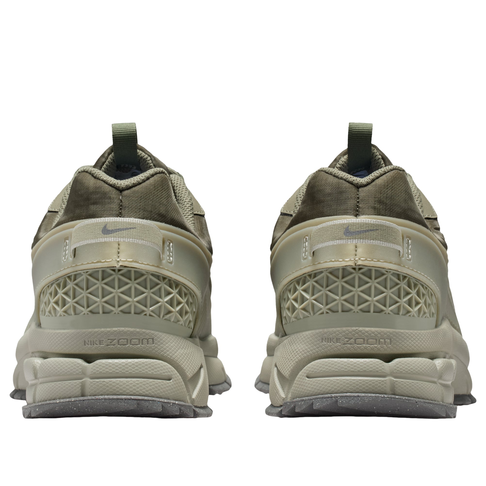 Nike Zoom Vomero 5 Roam Silver Sage Spruce Fog