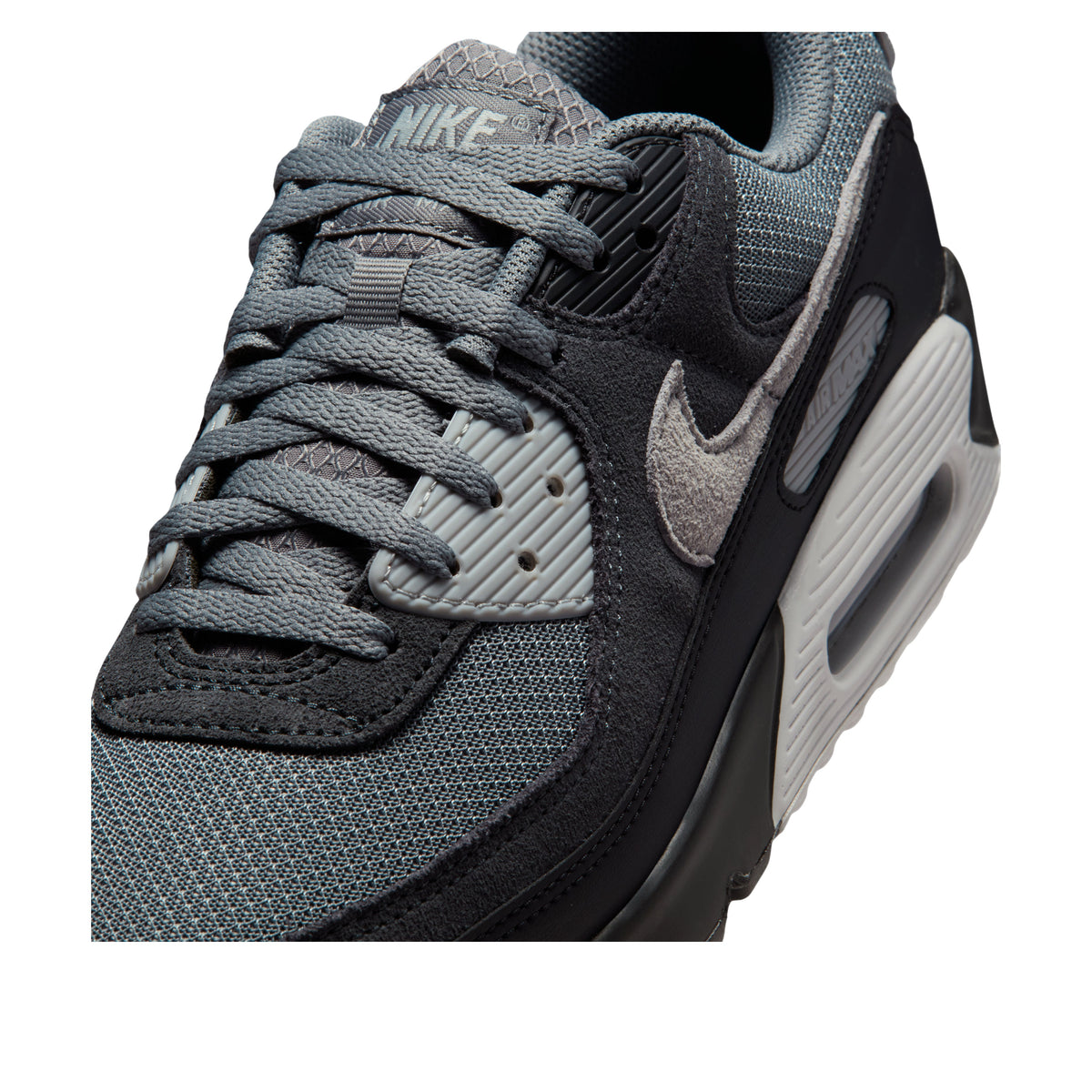 Nike Air Max 90 Smoke Grey Black Photon Dust, detailfoto voorkant met veters en gemengde materialen