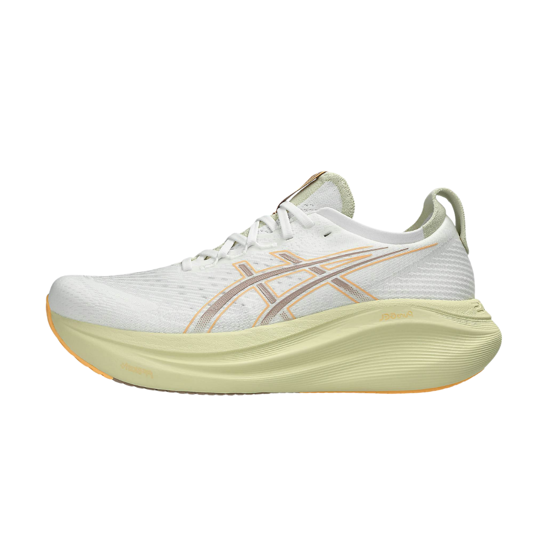 ASICS Gel-Nimbus 27 White Fawn zijaanzicht, witte mesh upper met grijs en goud accent, lichtgele gel-zool