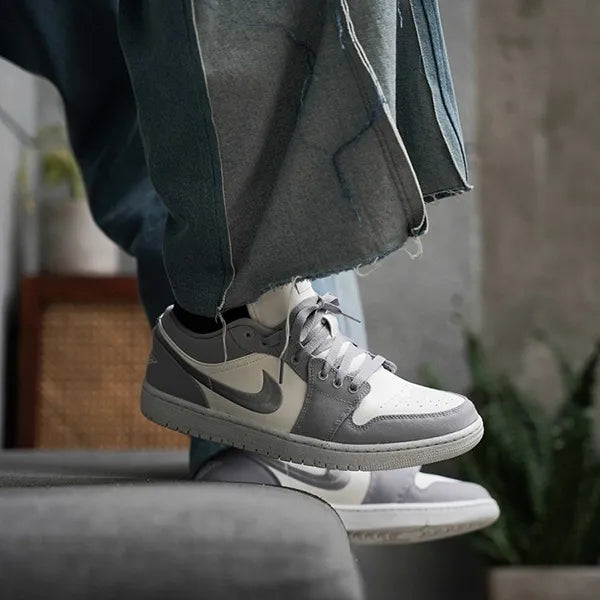 Air Jordan 1 Low SE Light Steel Grey DV0426-012