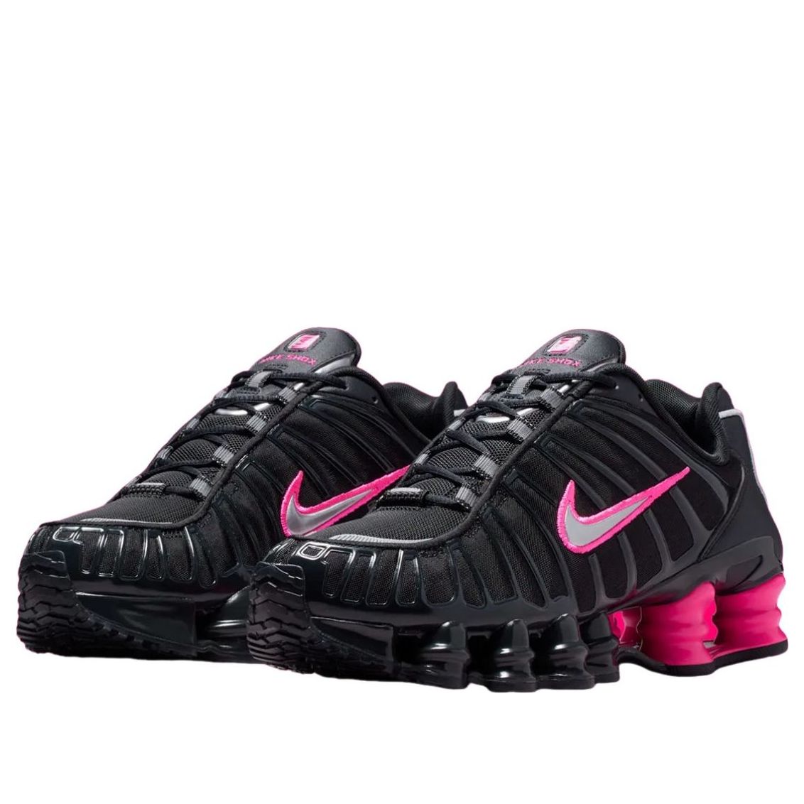 Nike Shox TL Off Noir Hyper Pink Silver paar samen vooraanzicht met geribde upper en roze accenten
