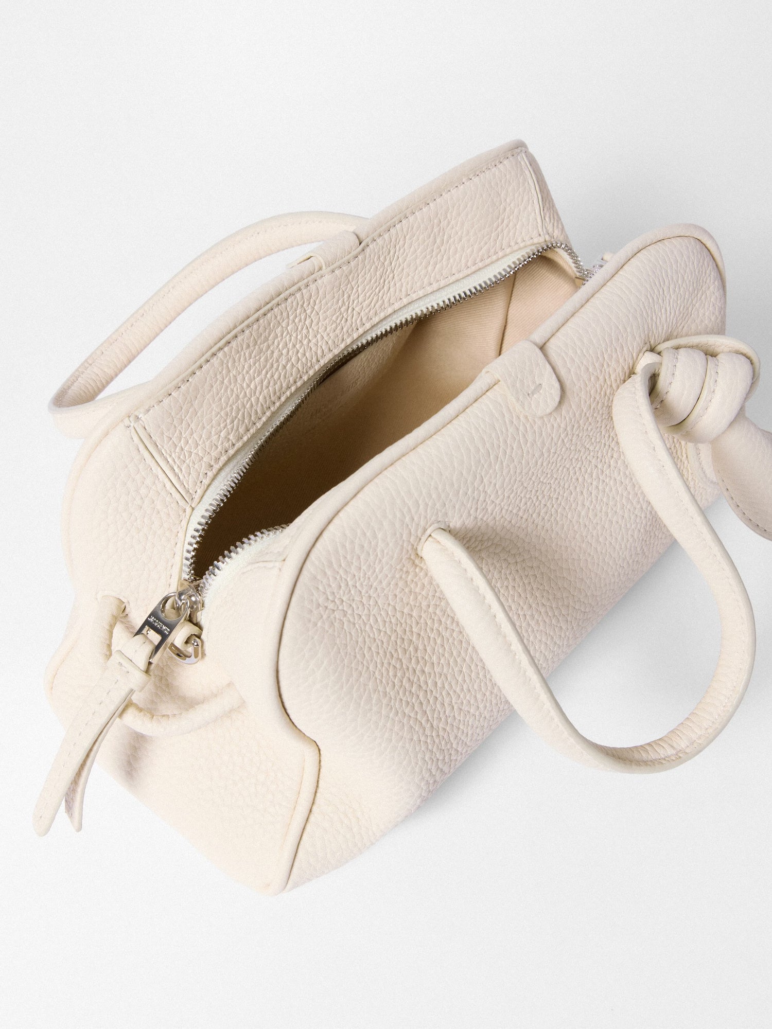 Jacquemus Le Petit Turismo Light Ivory