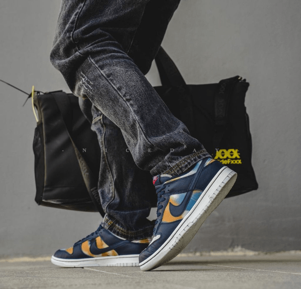 Nike Dunk Low Graffiti Navy
