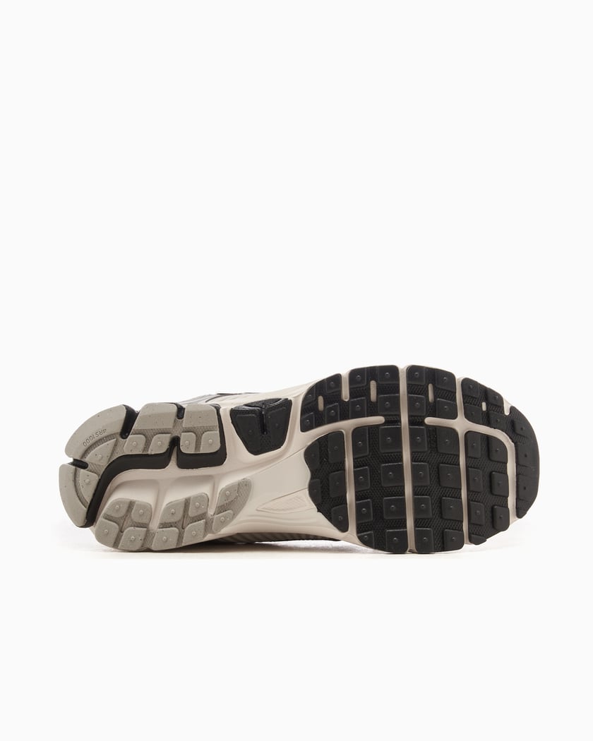 Nike Zoom Vomero 5 Photon Dust Black