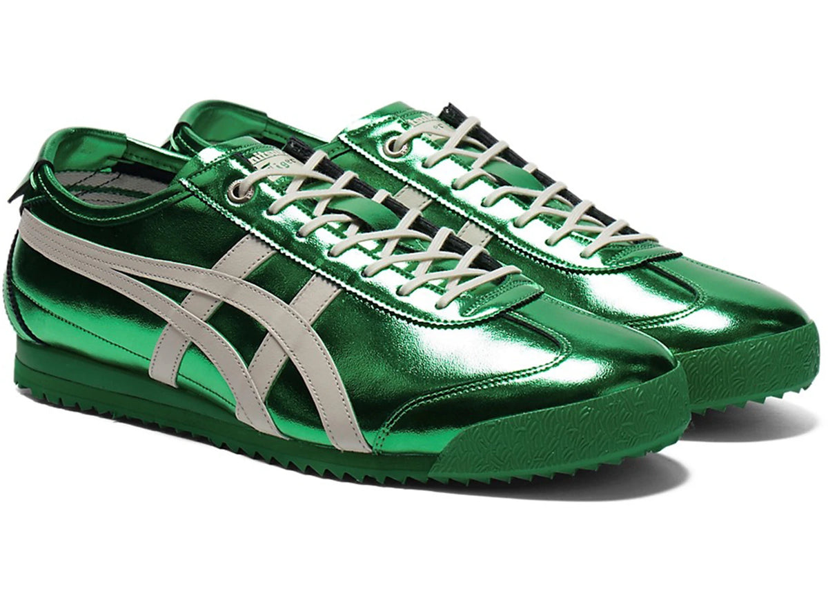 Onitsuka Tiger Mexico 66 SD Metallic Series Jade Cream vooraanzicht paar, metallic groene lak met crème diagonale stiksels