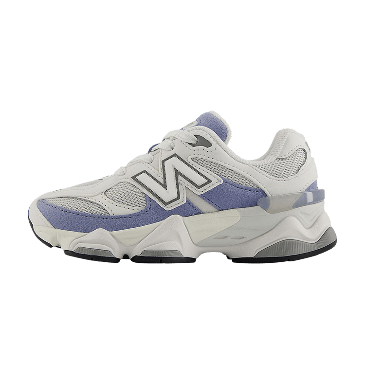 New Balance 9060 Violet (PS) zijaanzicht, wit en paars mesh met chunky zool en signature N-logo