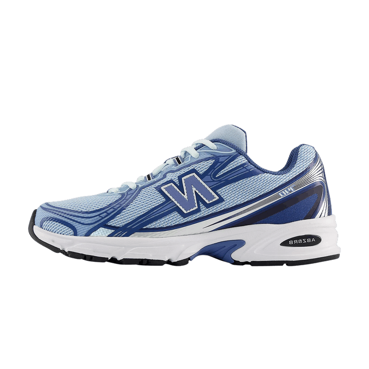 New Balance 740 Oxford Blue, zijaanzicht met lichtblauwe mesh, marineblauw accenten en witte zool
