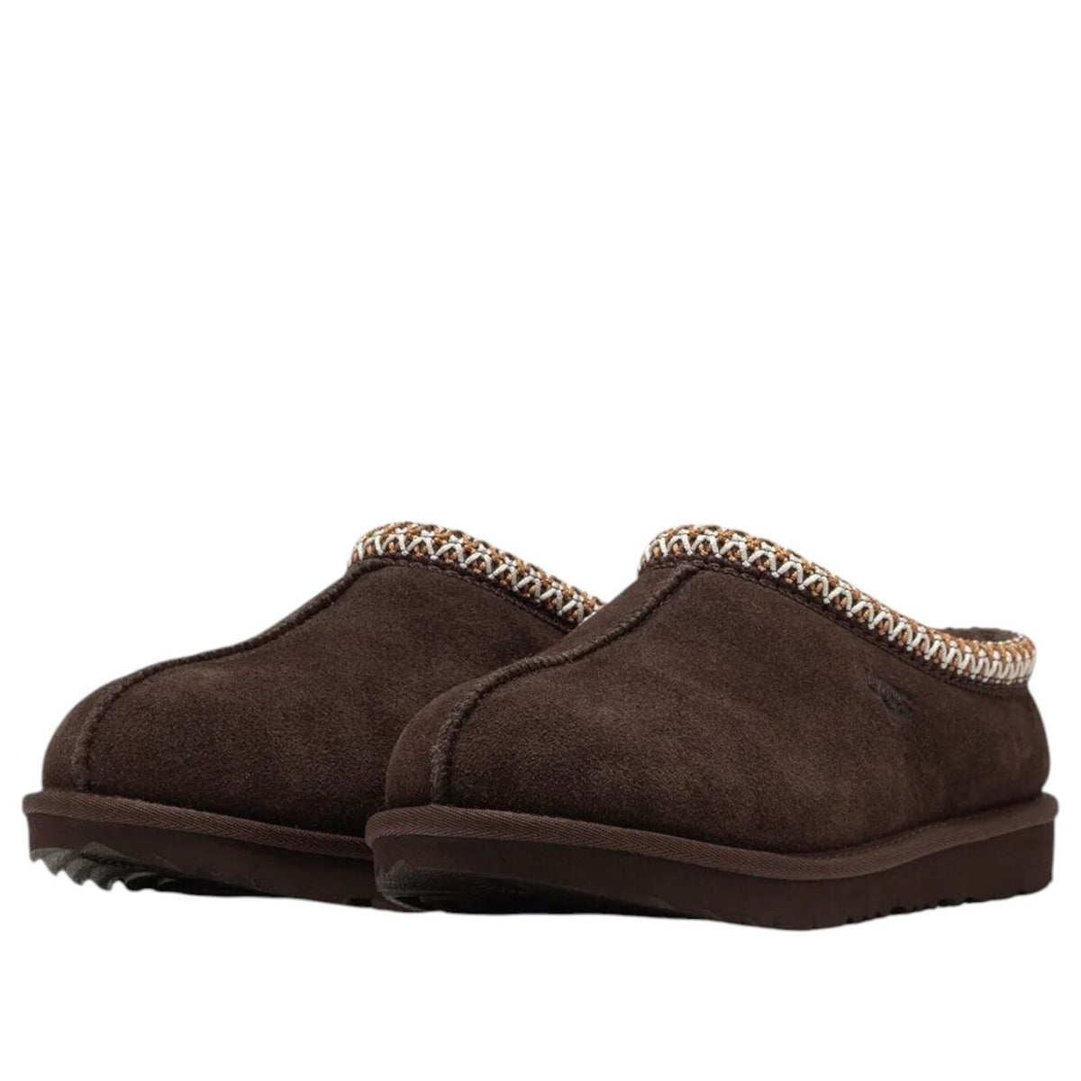 UGG Tasman II Slipper Dusted Cocoa Kids, paar samen van achteren met gegroefd zool