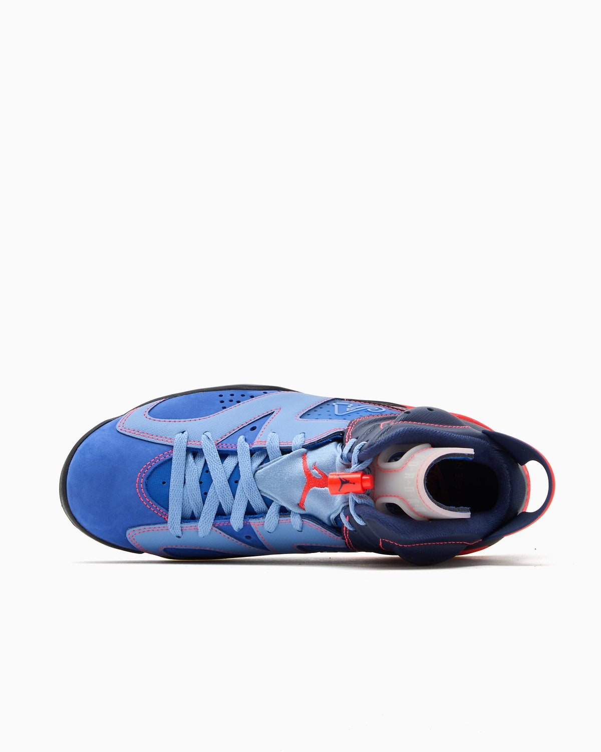 Jordan 6 Retro Awake NY Midnight Navy, bovenaanzicht met vetersluiting en tonguevulling zichtbaar