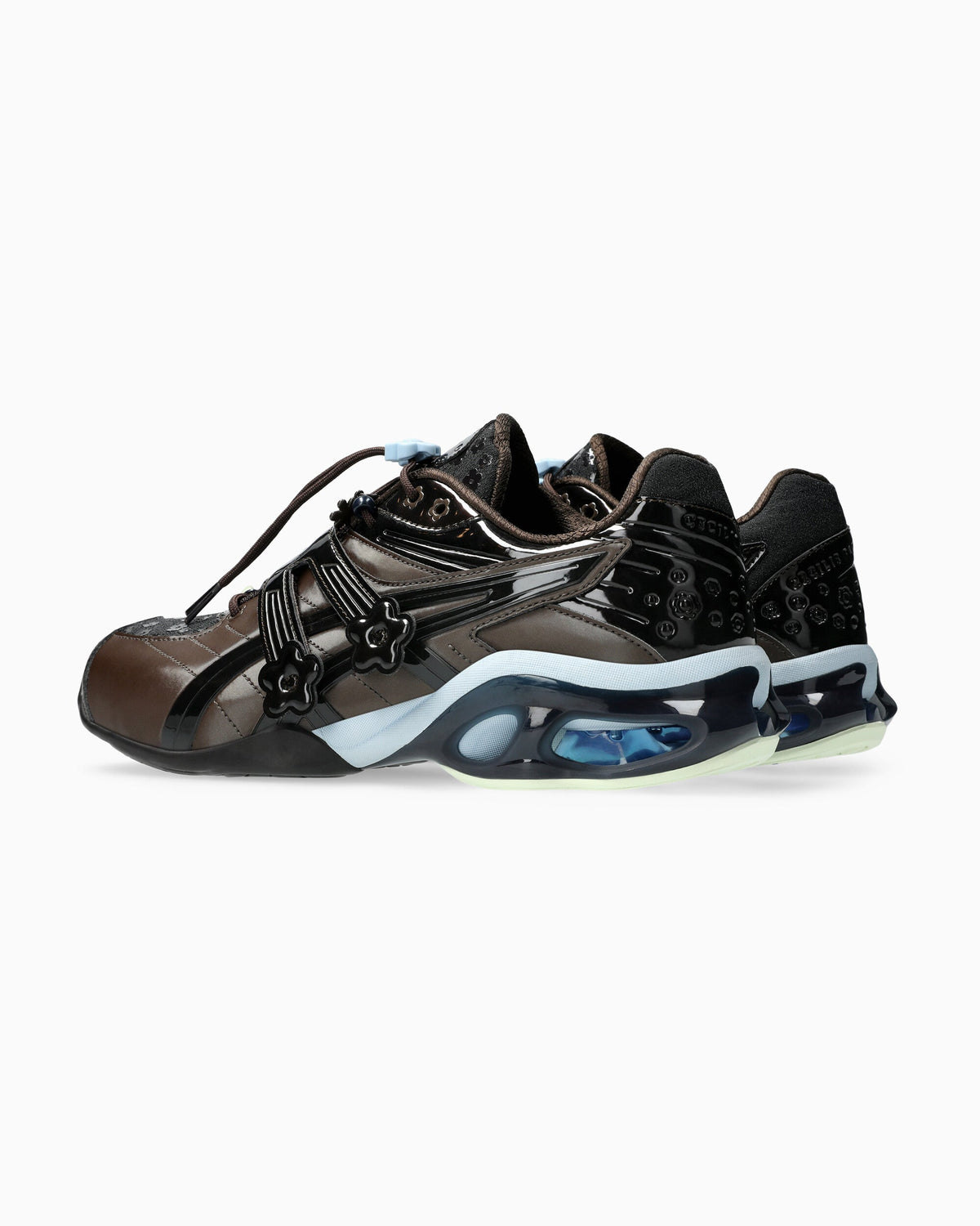 ASICS Gel-Kinetic FR Cecilie Bahnsen Black Coffee, achteraanzicht met zichtbare blauwe air-unit en gelmiddenzool in groen