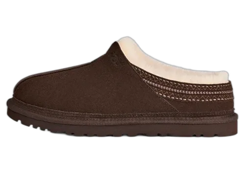 UGG Neuman Slipper Dusted Cocoa Natural, zijaanzicht met bruine suède, crèmekleurige voering en karakteristieke gevoerde zool