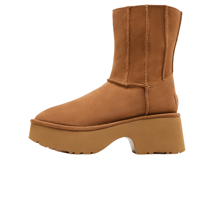 UGG Classic Twin Seam New Heights Boot Chestnut, zijaanzicht met suèdelook en Twin Seam-stiksels