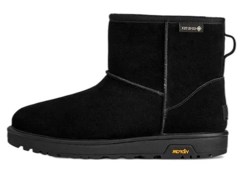 UGG Classic Mini GTX Boot Black, zijaanzicht van de zwarte suède laarsje met grijs stiksels en zwarte zool