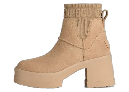 UGG Moxy Chelsea Boot Sand