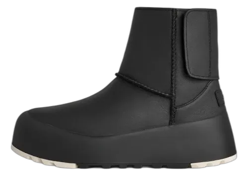 UGG Classic StreetScape Leather Boot Black Jasmine
