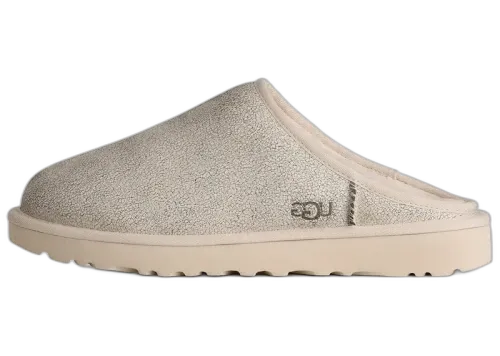 UGG Classic Slip-On Crackle Slipper Jasmine, zijaanzicht met glinsterend materiaal en fluffy zool