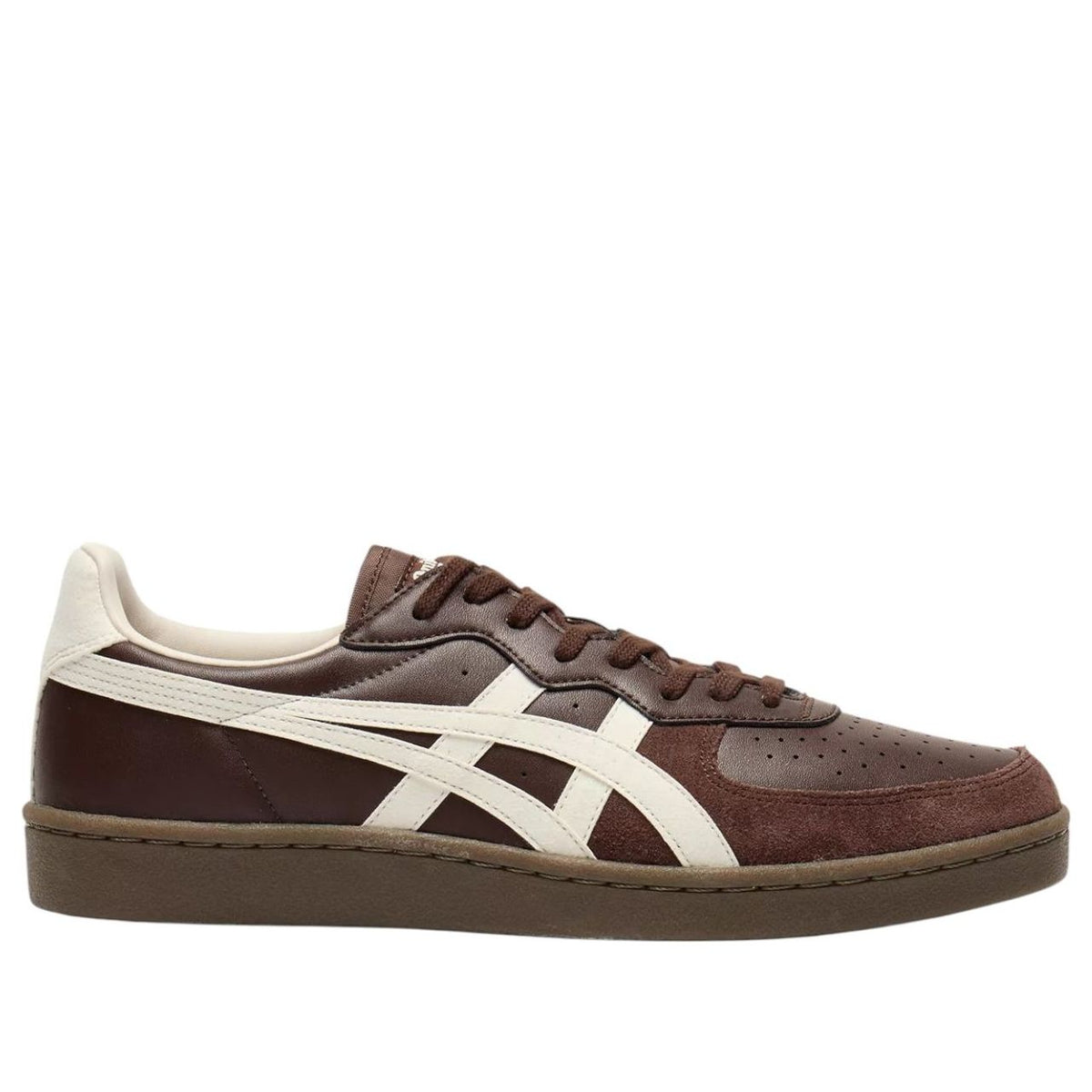 Onitsuka Tiger GSM Dark Brown Cream, zijaanzicht toont bruine leerschoenen met crèmekleurige stiksels