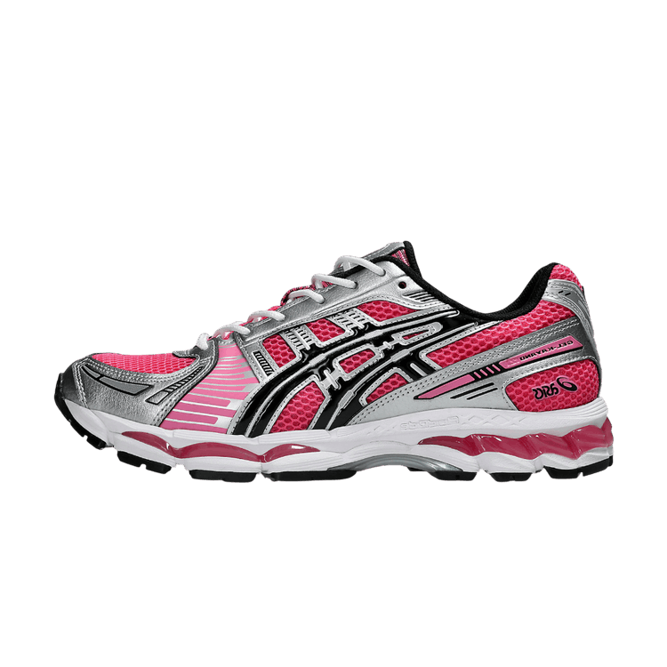 ASICS Gel-Kayano 12.1 Dragon Fruit Black zijaanzicht met roze mesh, zwarte accenten en witte zool