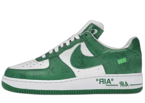 Louis Vuitton Nike Air Force 1 Low By Virgil Abloh White Green, zijaanzicht met wit en groen, swoosh logo en "AIR" tekst
