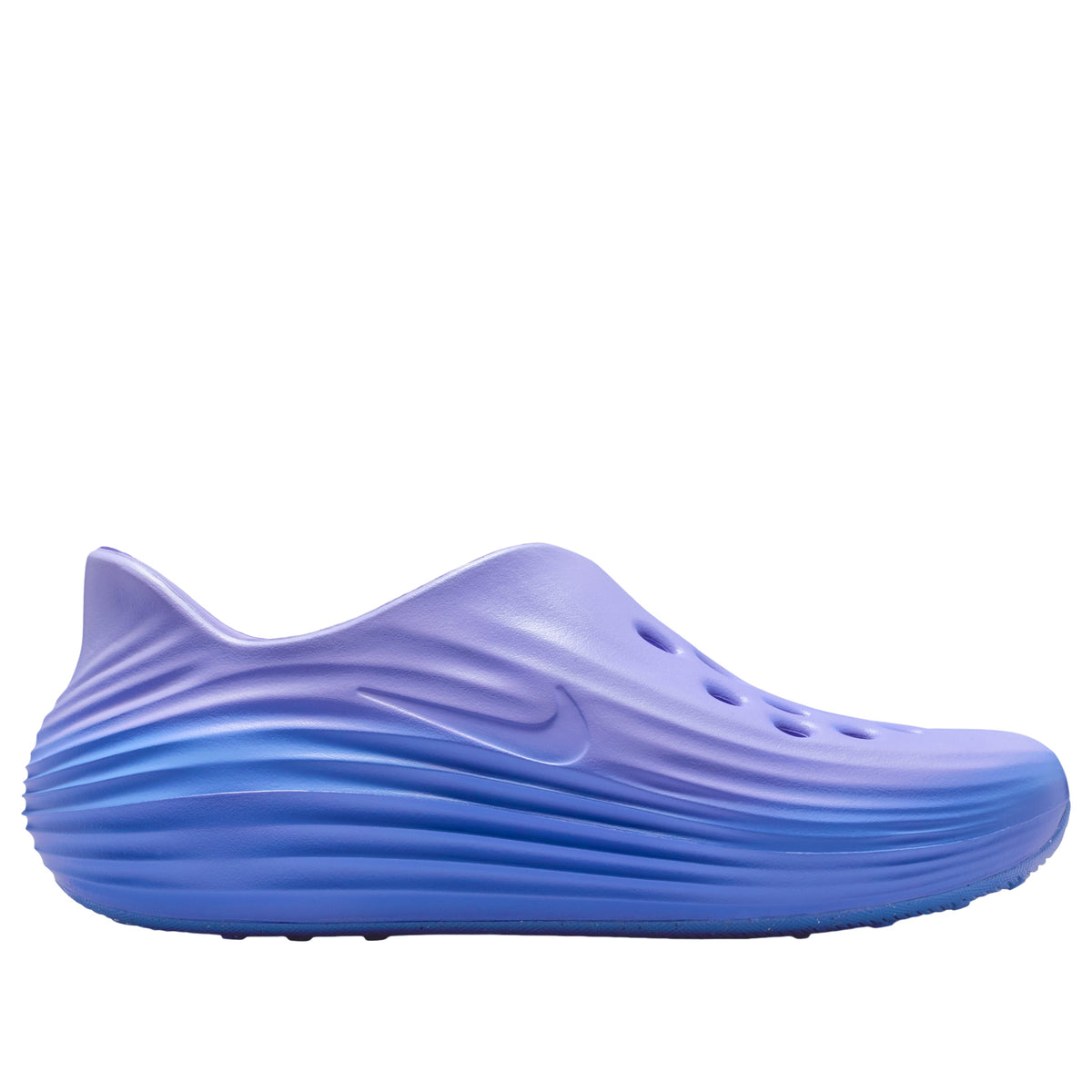 Nike ReactX Rejuven8 Sapphire zijaanzicht van één schoen met golvend ribbelprofiel en kleurverloop paars naar blauw