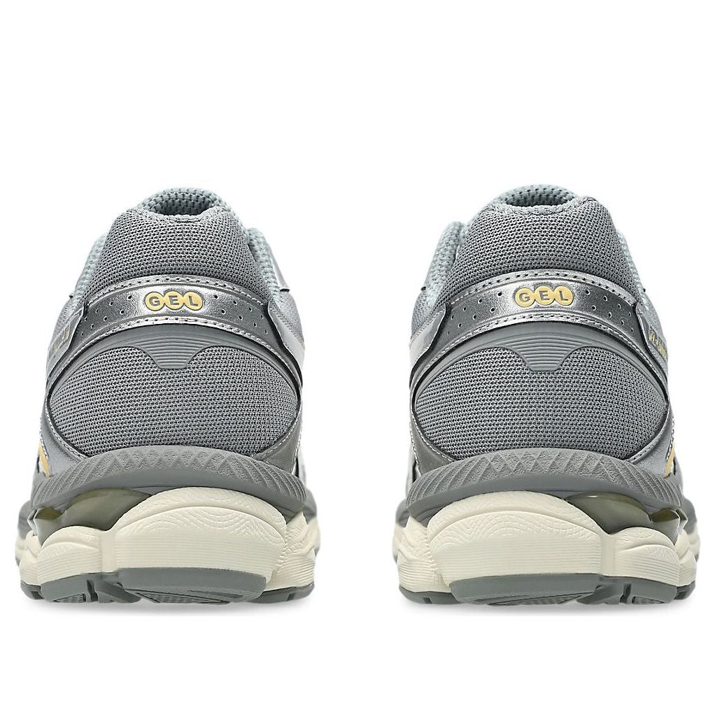 ASICS Gel-Cumulus 16 Cream Clay Grey