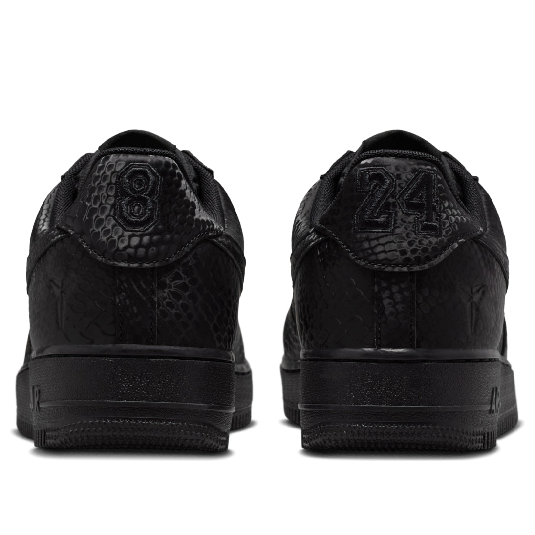 Nike Air Force 1 Low Kobe Bryant Forever Black, achteraanzicht met nummering en ruitpatroon