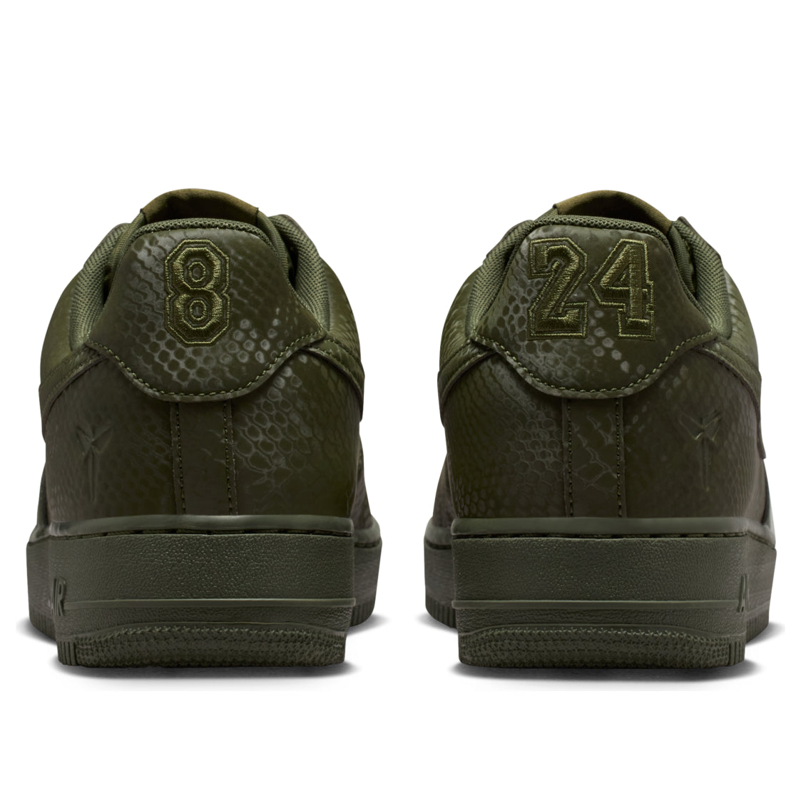 Nike Air Force 1 Low Kobe Bryant Forever Cargo Khaki, achteraanzicht met '8' en '24' nummers op hiel