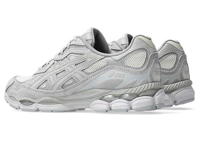 ASICS Gel-NYC
Cream Grey