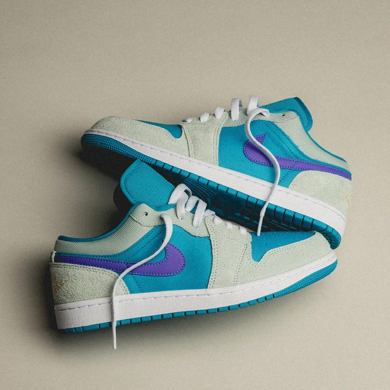 Air Jordan 1 Low SE Light Bone Aquatone