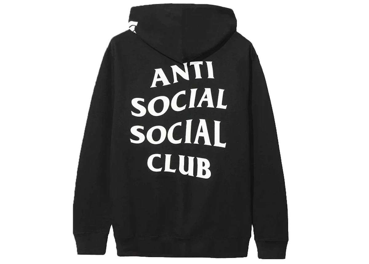 Anti Social Social Club x Undefeated Club Hoodie Black, achteraanzicht met grote witte ANTI SOCIAL SOCIAL CLUB tekstprint