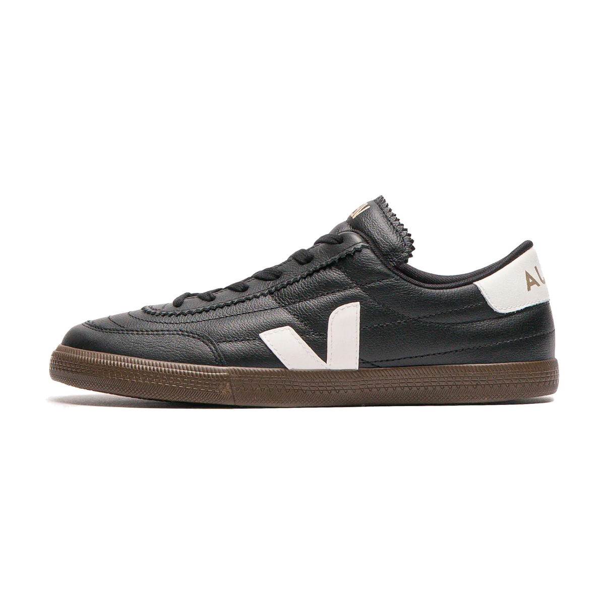 Veja Panenka O.T. Leather Black White