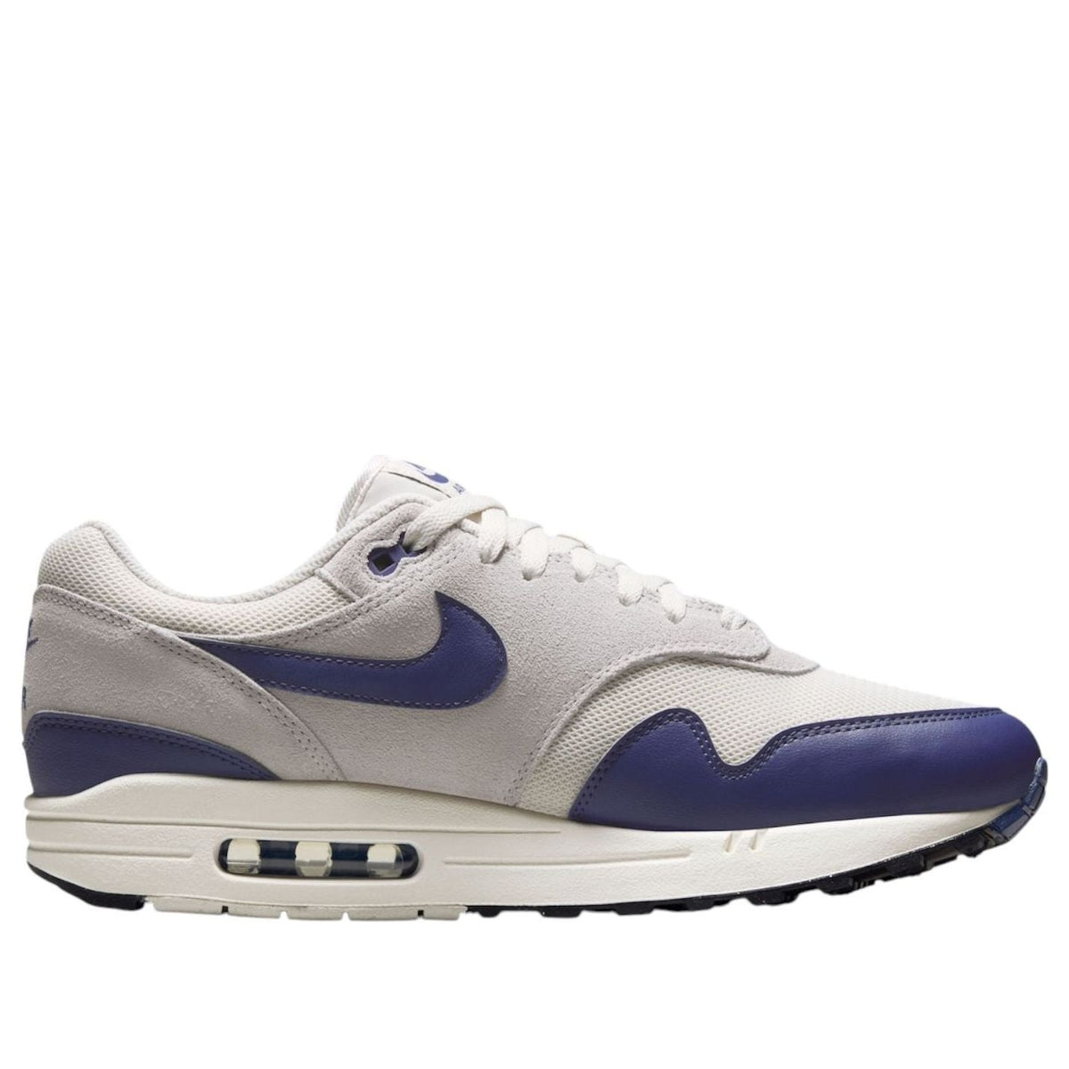 Nike Air Max 1 Essential Phantom Sanded Purple, vooraanzicht met mesh en suède materiaal, paarse Swoosh