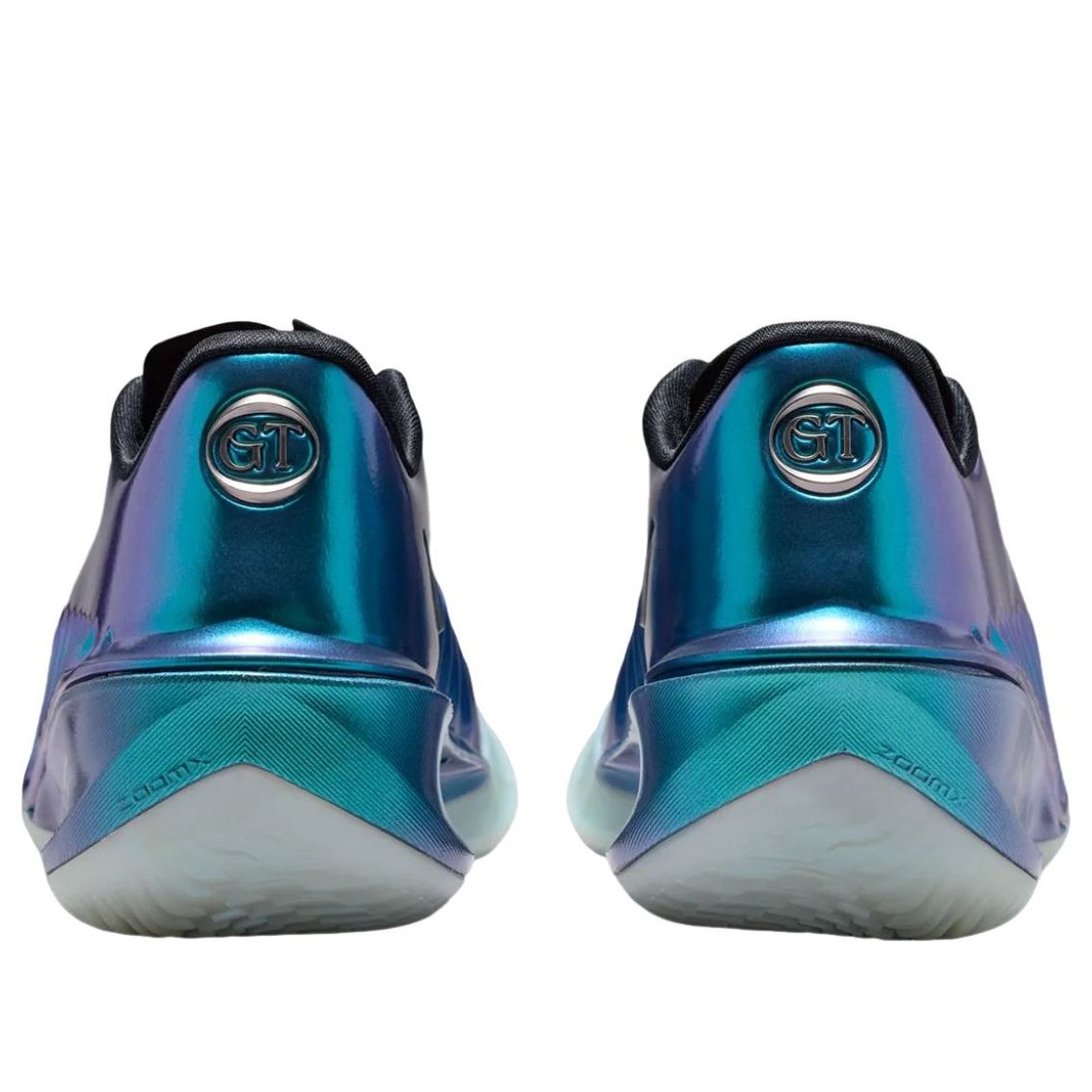Nike Air Zoom GT Cut 4 Preheat achteraanzicht toont glanzend paars-blauw verloop en logo