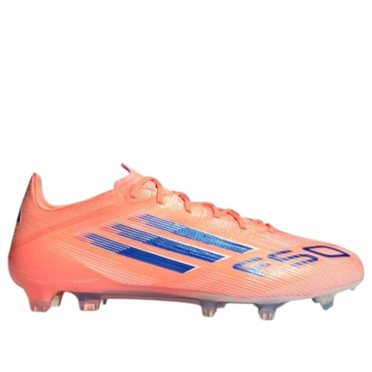 adidas F50 Elite FG Coral Blaze Pack, zijaanzicht toont oranje schoen met blauwe strepen en metalen studs