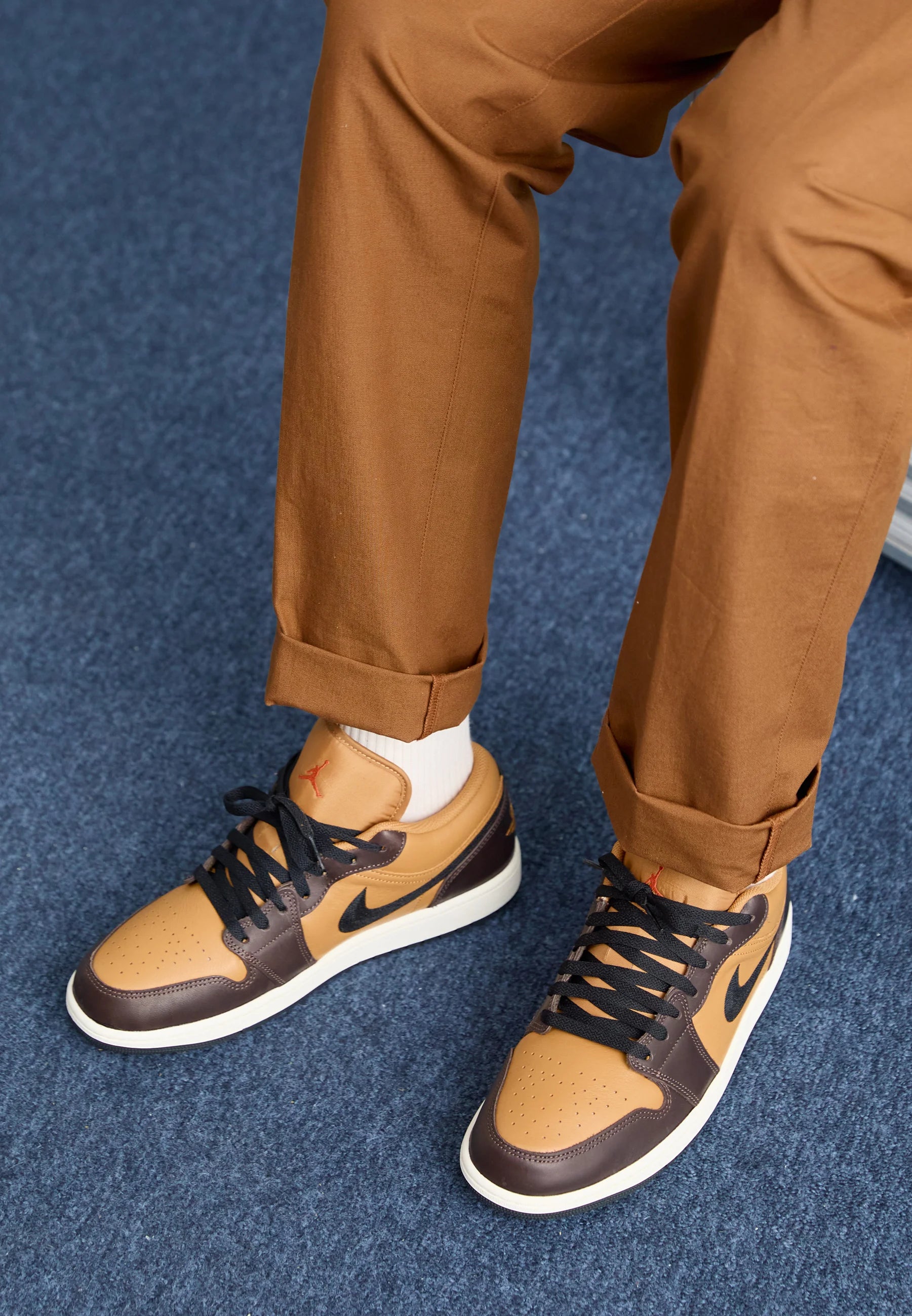 Jordan 1 Low SE Flax Baroque Brown