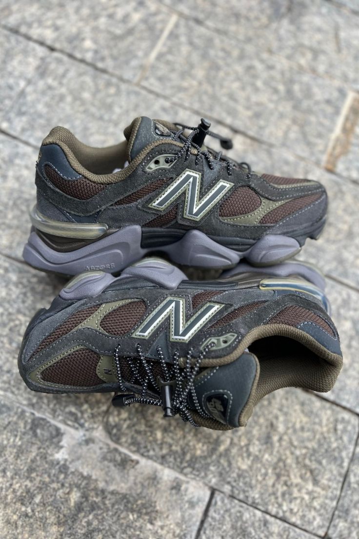 New Balance 9060 Blacktop Dark Moss sneakers with layered mesh and suede uppers in dark green and brown tones, designed for comfort and style – the real deal exclusive in Europe.