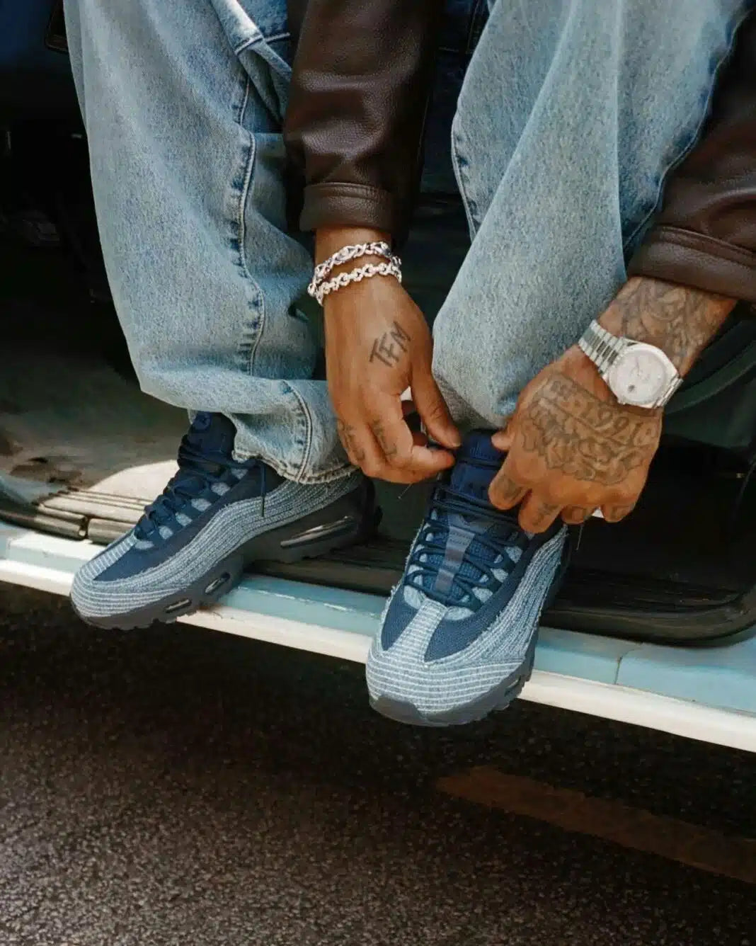 Nike Air Max 95 OG Levi's Obsidian